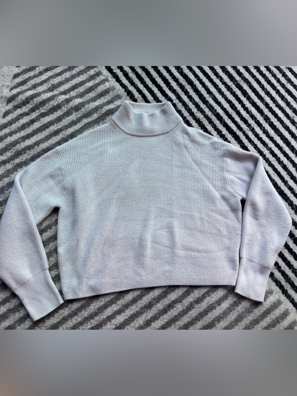Lululemon Women's Cream Turtleneck Sweater